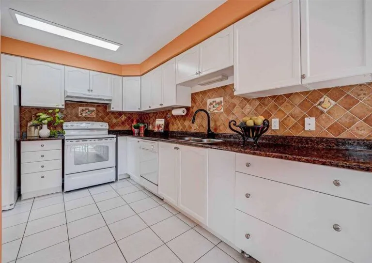 7265 frontier ridge mississauga W5486477 10 5 768x543 1